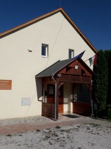 Balatonkeresztúr könyvtár