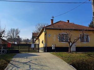 Bőszénfa könyvtár