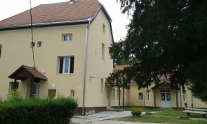 Csokonyavisonta könyvtár