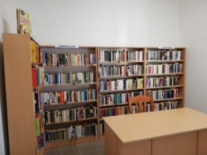 Főnyed könyvtár