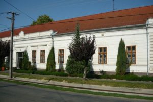 Gölle könyvtár