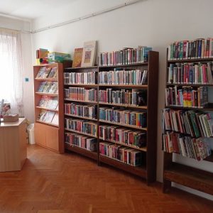 Mesztegnyő könyvtár