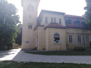 Osztopán könyvtár
