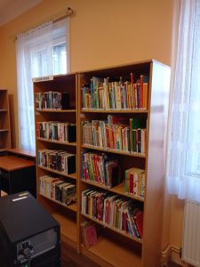 Szenyér könyvtár