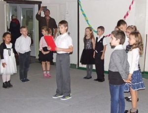 Royal Dance-Sings