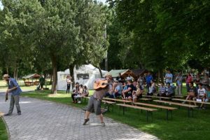 Hangerdő Társulat