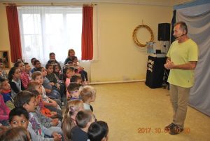 Hangoló Zenés Gyermekszínház